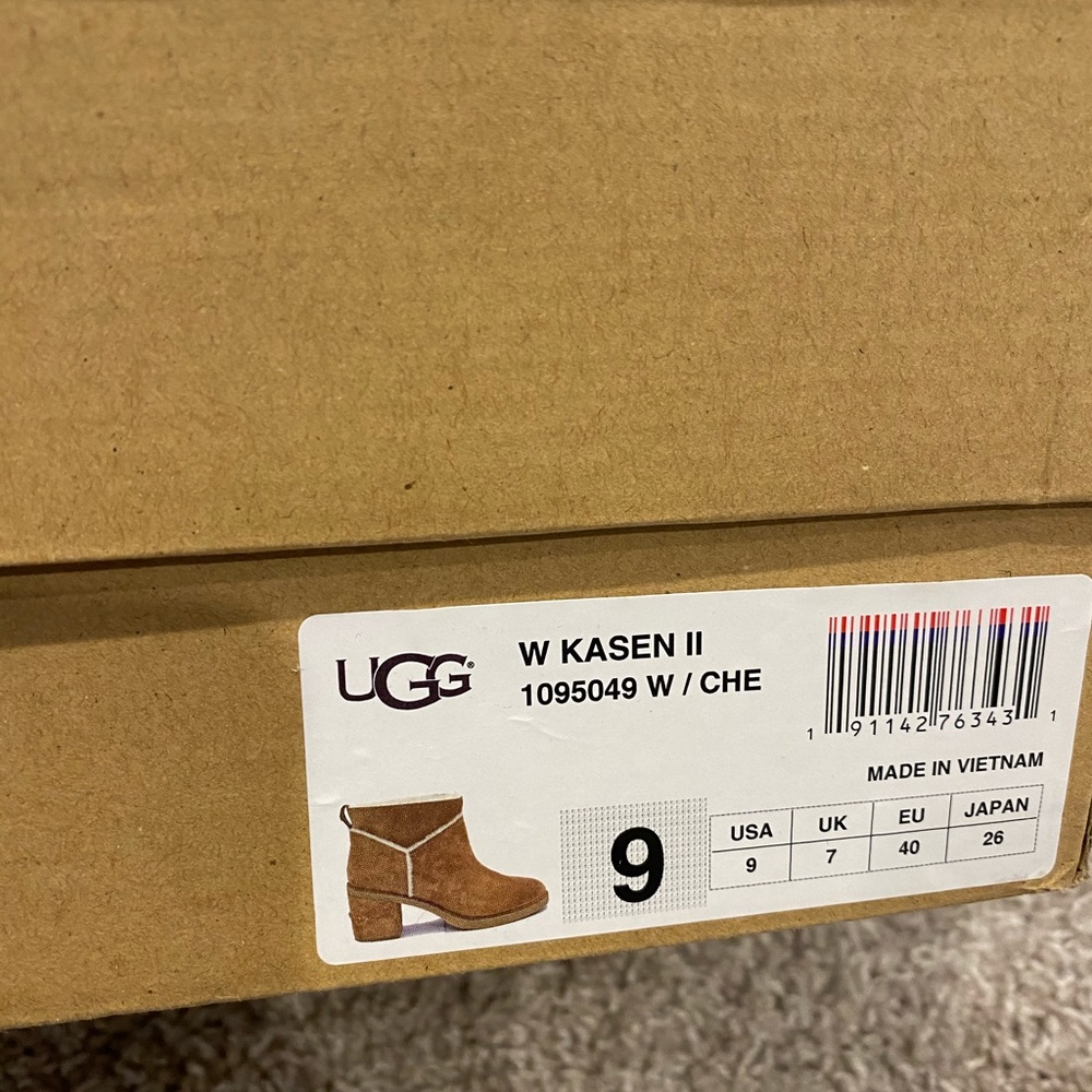 UGG Kasen II Ankle Bootie
